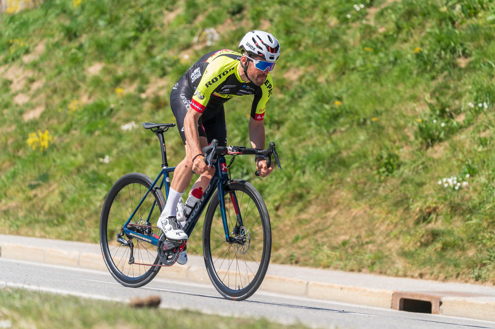 Radprofi Alexis Guerin vom Team Vorarlberg gibt seinem Renner die Sporen.